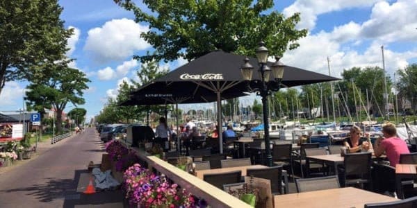 Restaurant De Haven van Huizen koos voor de MacSymo Parasol