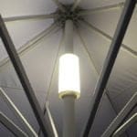 Iluminación LED integrada en la sombrilla MacSymo