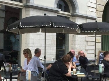 Het Moment, Gante - sombrilla Couture
